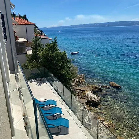 Appartement Epetium Beach Villa