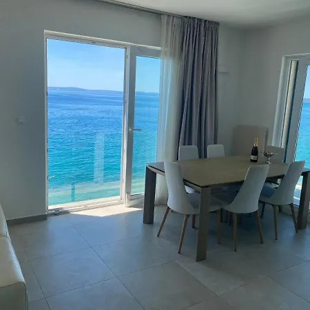 Epetium Beach Villa Διαμέρισμα *